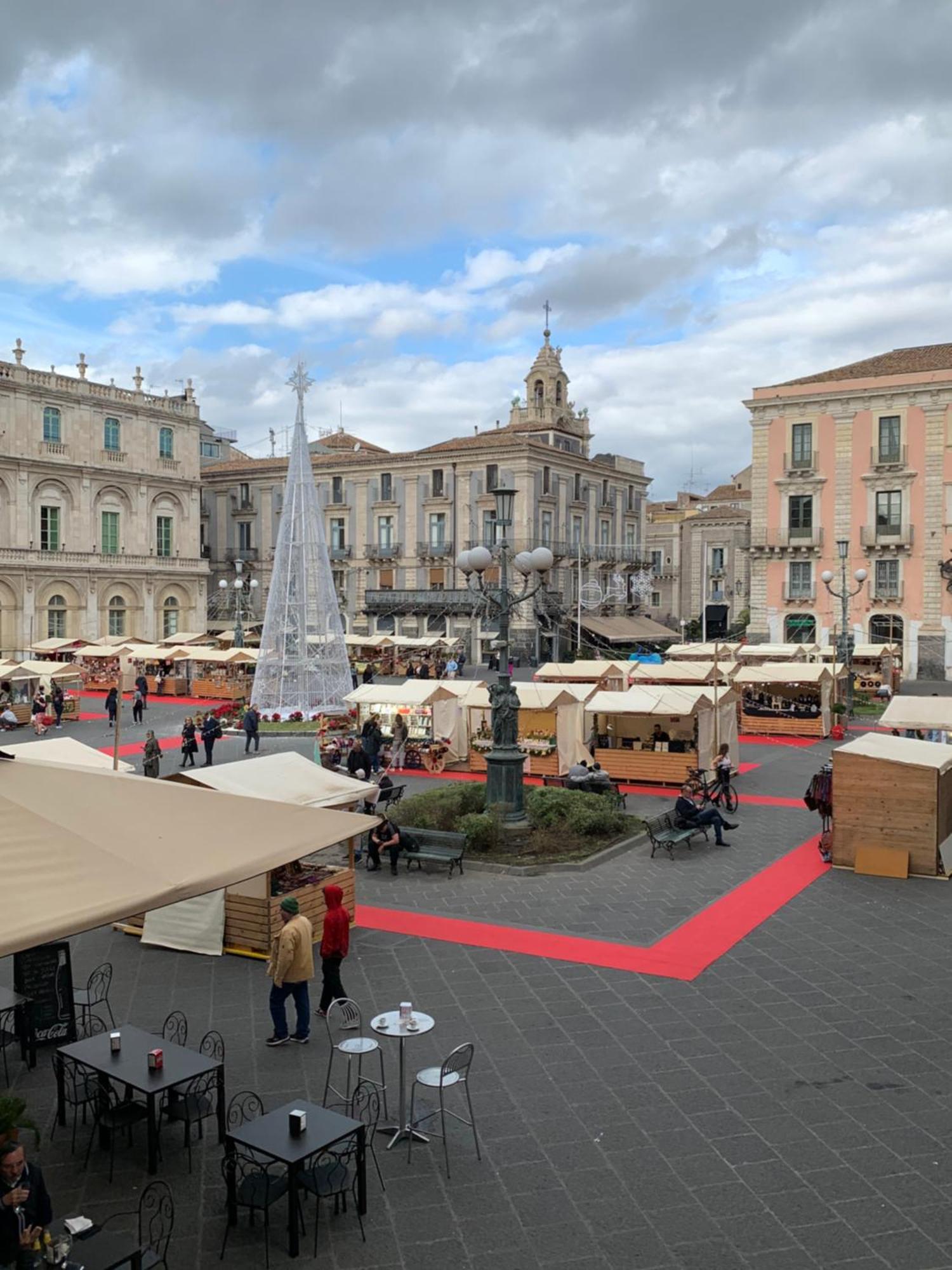 La Suite Di Piazza Dell'Universita Catania-Fontanarossai nemzetközi repülőtér Kültér fotó